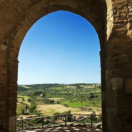 Locanda Delle Mura Anna De Croy Magliano in Toscana Bagian luar foto
