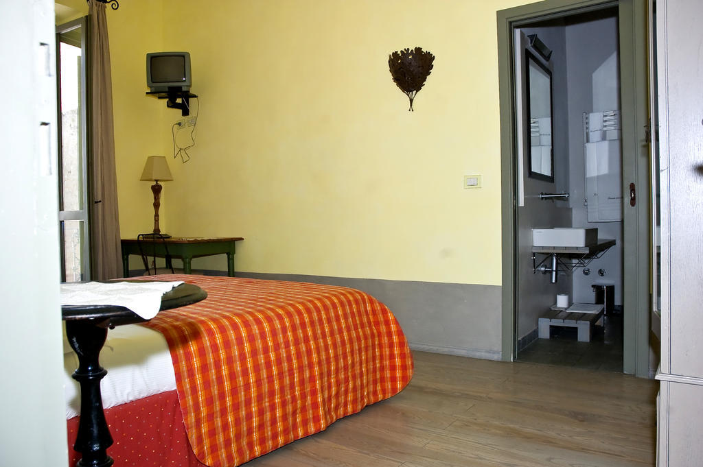 Locanda Delle Mura Anna De Croy Magliano in Toscana Ruang foto