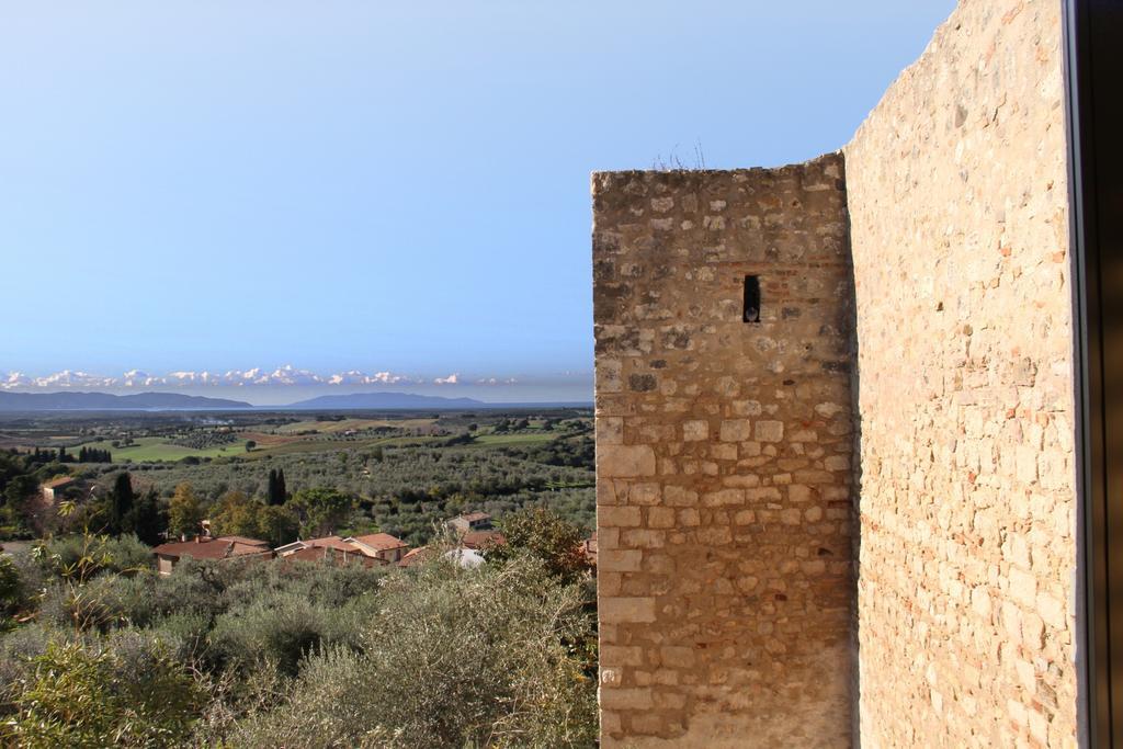 Locanda Delle Mura Anna De Croy Magliano in Toscana Bagian luar foto