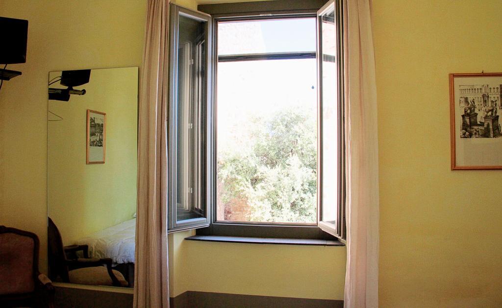 Locanda Delle Mura Anna De Croy Magliano in Toscana Bagian luar foto