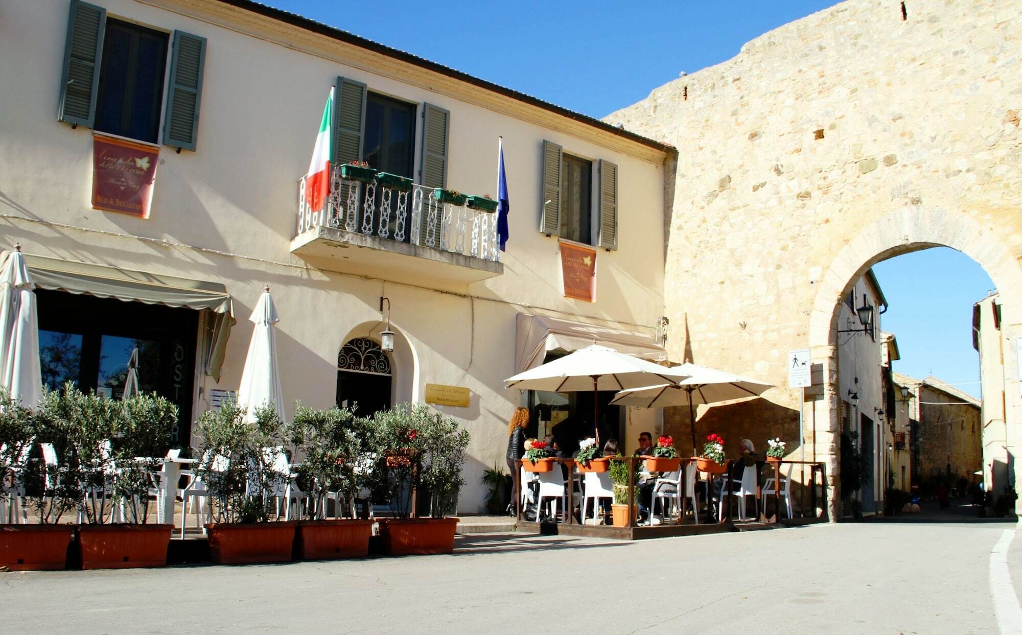 Locanda Delle Mura Anna De Croy Magliano in Toscana Bagian luar foto